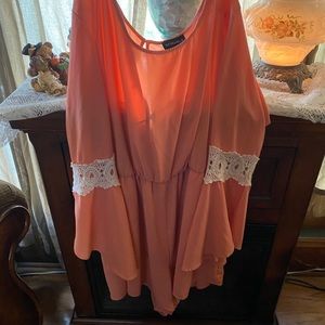 Coral romper with pockets!